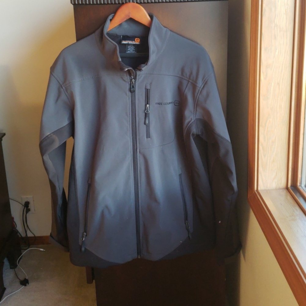Men's large Free Country jacket!!